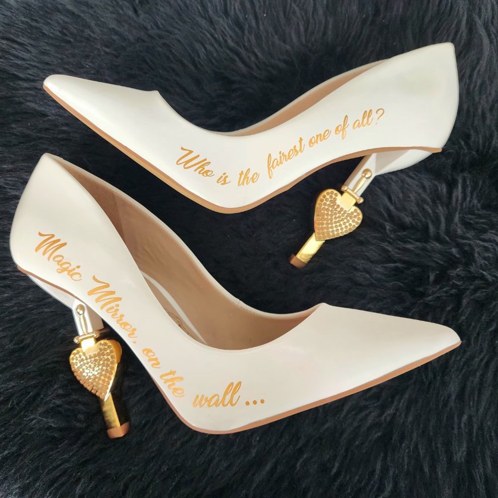 Aldo Snow White Disney Snowslipper Heel Pumps - Size 7